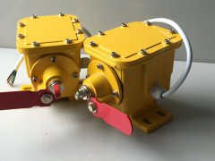 ZL-B-2-45-800手動復(fù)位防撕裂開關(guān)撕裂檢測器工廠直營 ZL-B-2-45-800手動復(fù)位防撕裂開關(guān)撕裂檢測器工廠直營