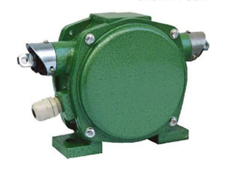 化工廠專用兩級(jí)跑偏開關(guān)EBBS-80、膠帶跑偏開關(guān)DPK-12-30大量現(xiàn)貨生產(chǎn)